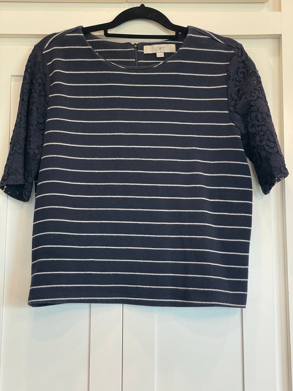 Ann Taylor LOFT knit top blue stripe lace sleeves M
